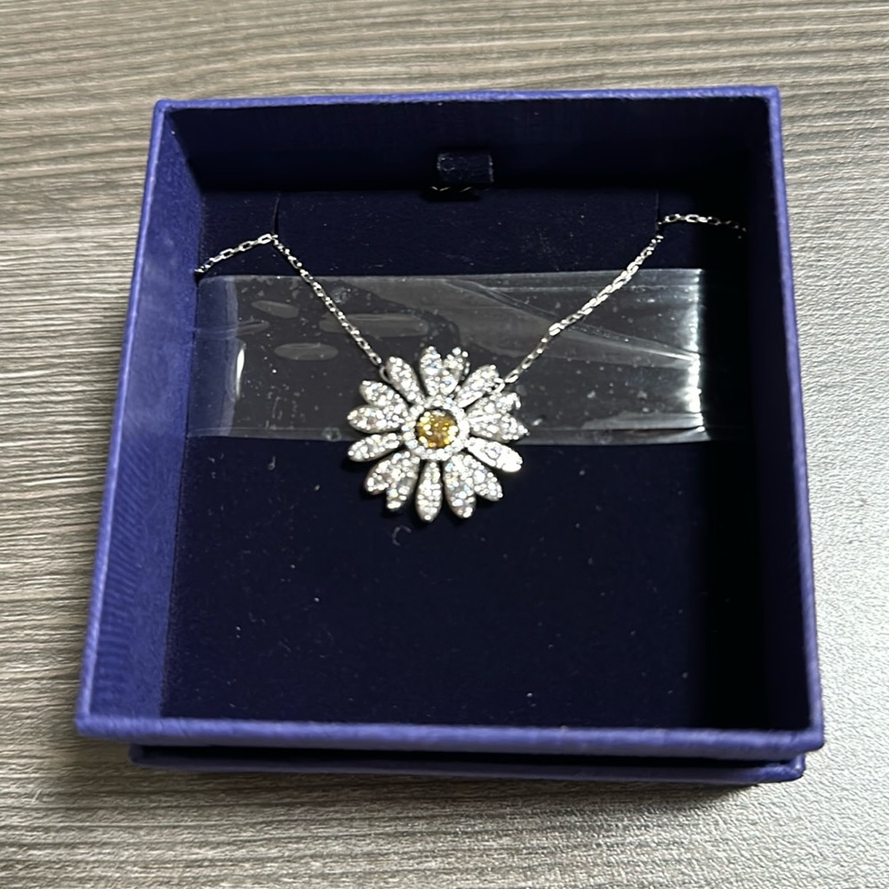 Swarovski eternal flower pendant